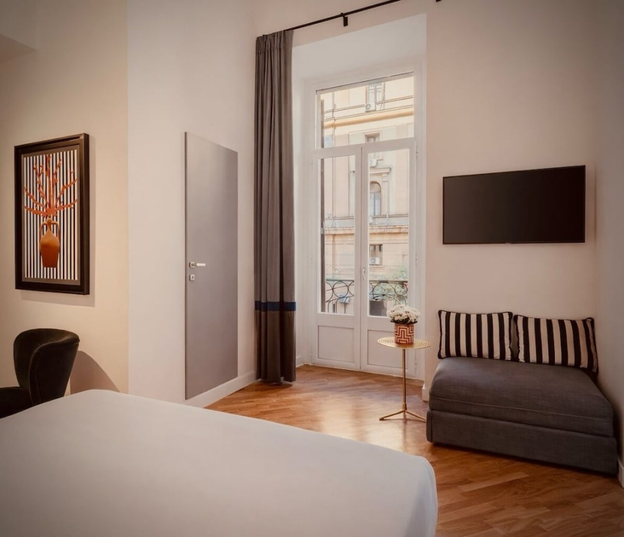 Standard Triple room with balcony
