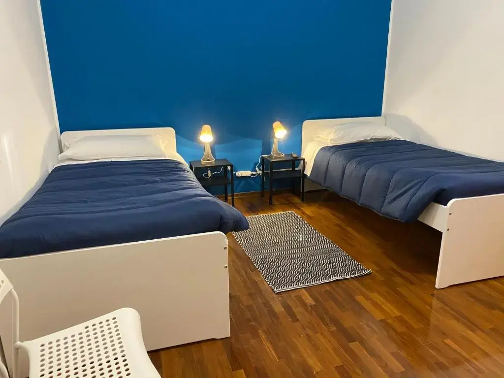 Economy room