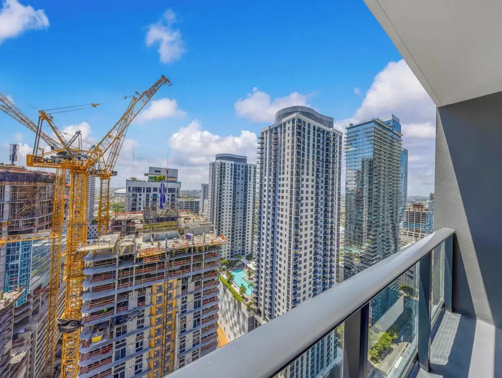 1-BD Condo in Downtown Miami - Gym