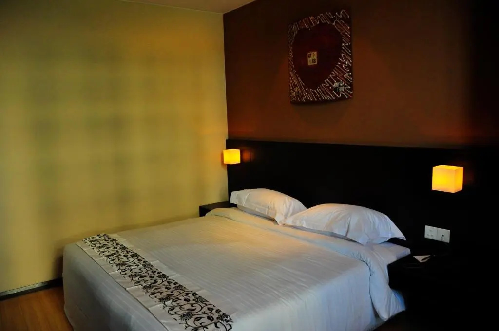 Tat Place Hotel - Chambres