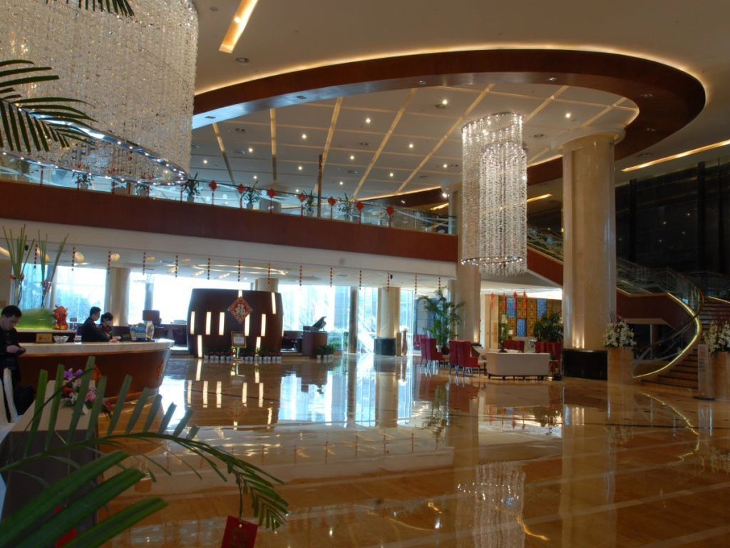 Lobby & Reception