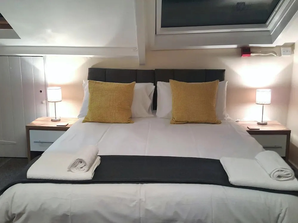 Alexandra Place - Serviced Apartments