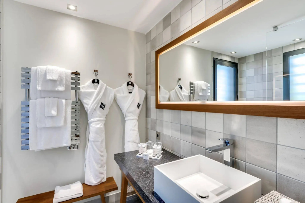Hotel photo 12