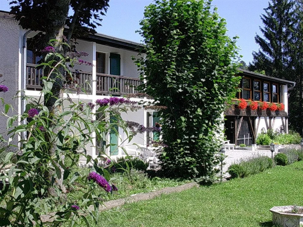 Hostellerie Le Castel