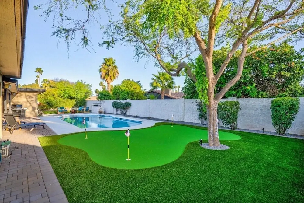 Entertainers Dream! 4 Bdrm / HTD Pool/ Games!