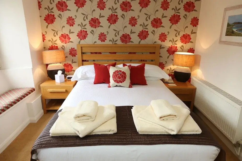 The Atlantic Inn, St Mary's by null