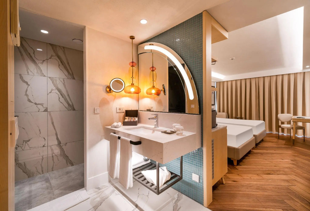 Lara Barut Collection image rooms