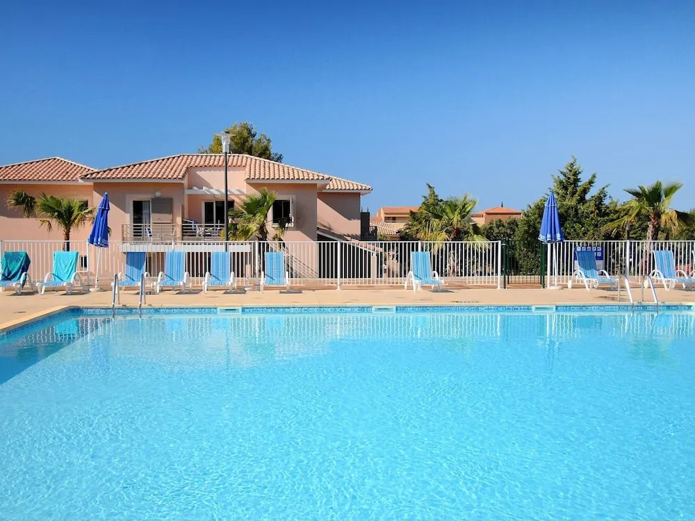 Voir la photo 4 — Sunny Retreat With Pool