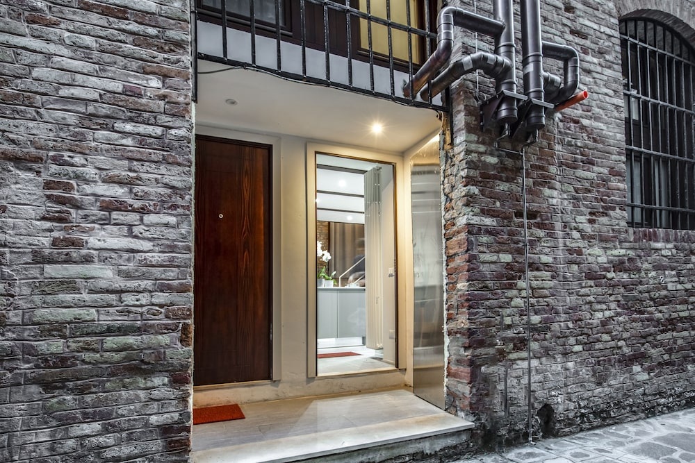 Industrial Loft Venice R&R