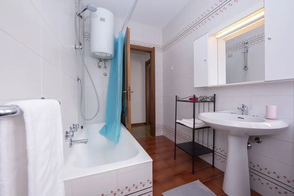 2 Bedrooms Family Apartment with balcony