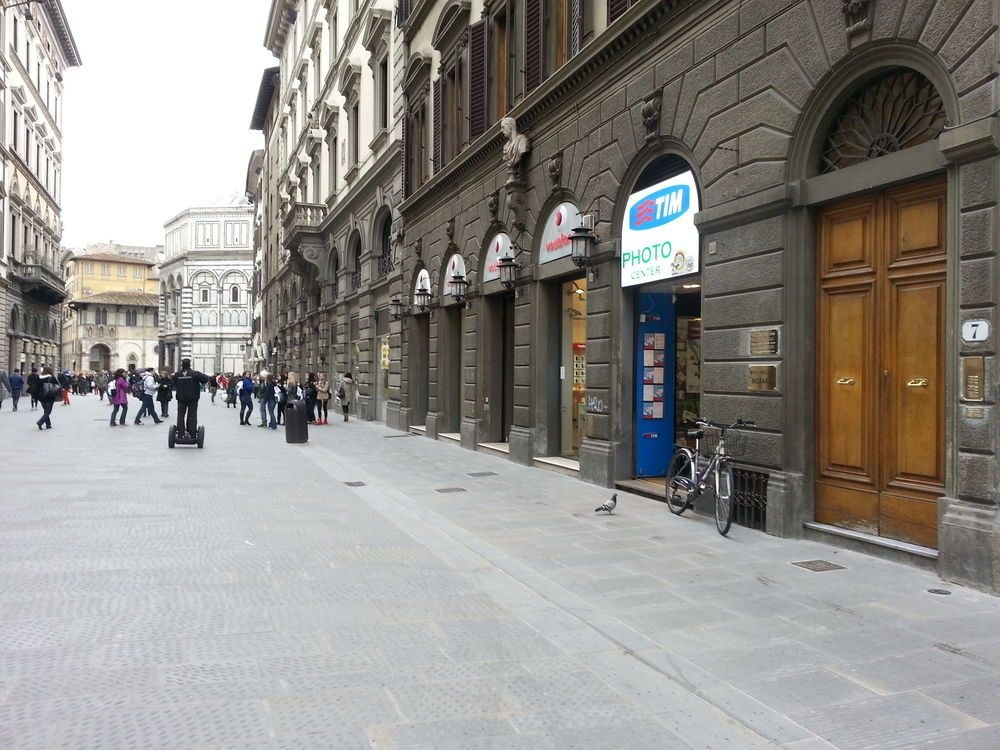 Firenze Apartments