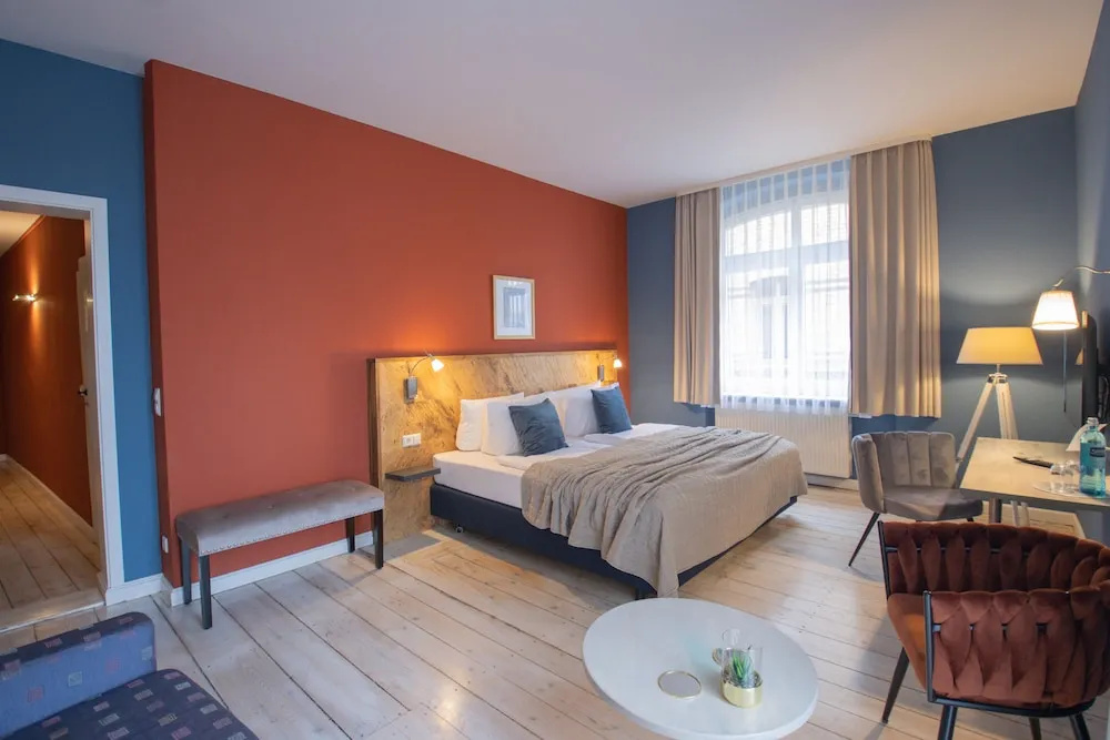 Standard Double room (full double bed)