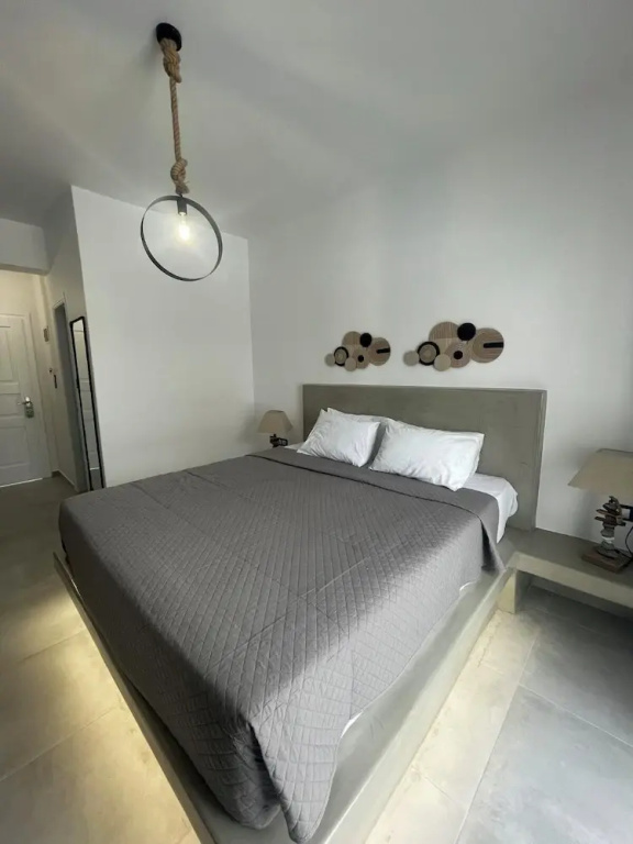 Luxury Double room with pool view (full double bed)