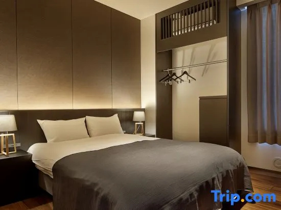 Penthouse Suite