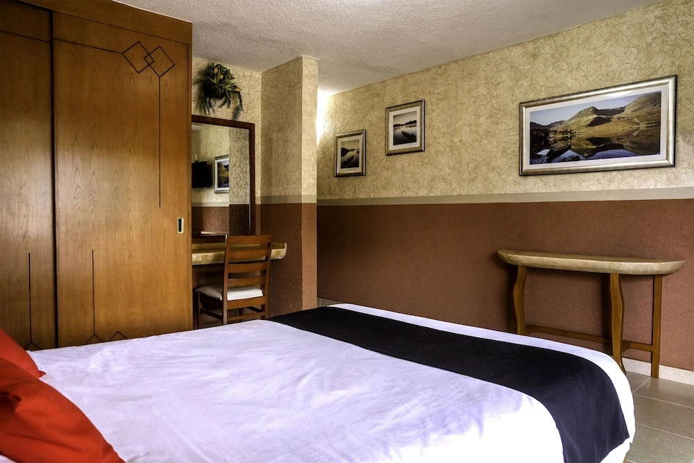 Standard room with balcony and with garden view