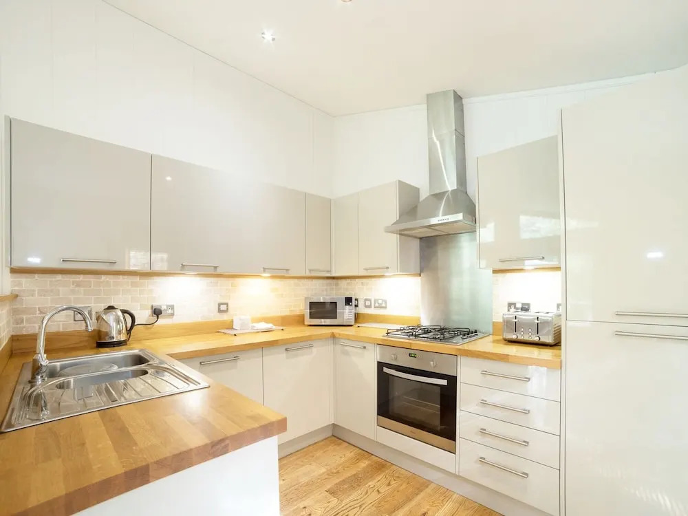 1 Streamside, Looe - фото 10