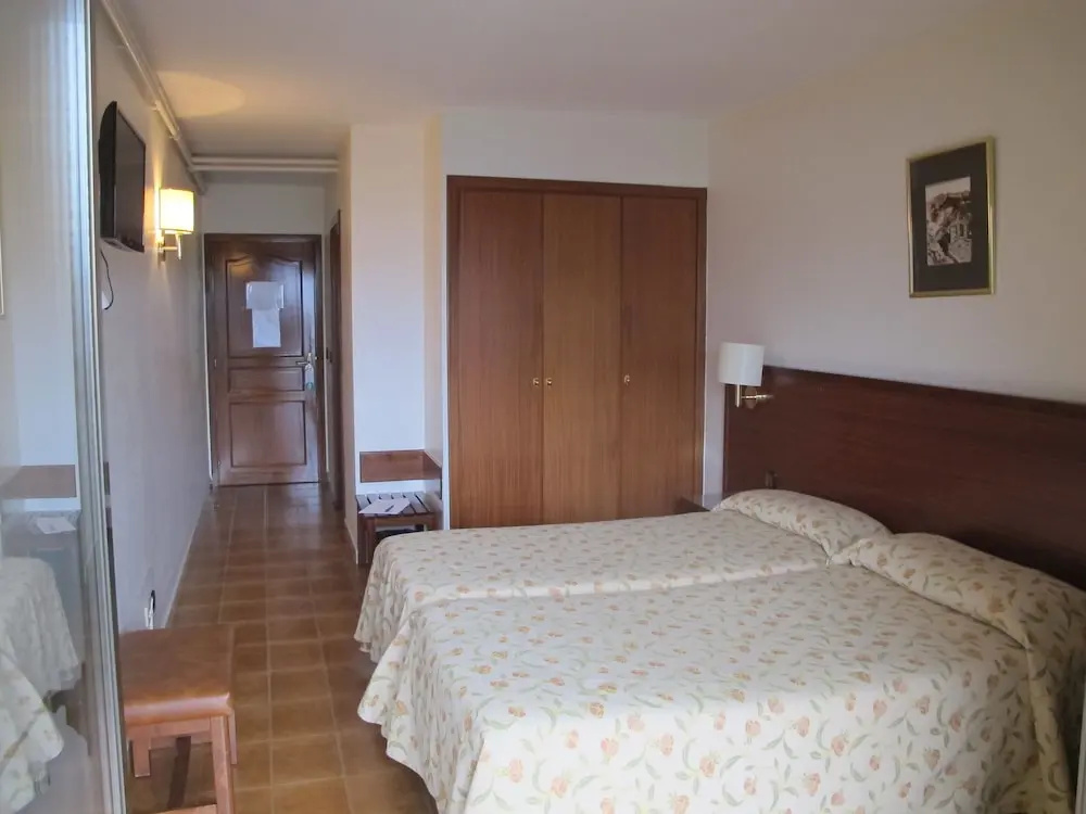 Grand room