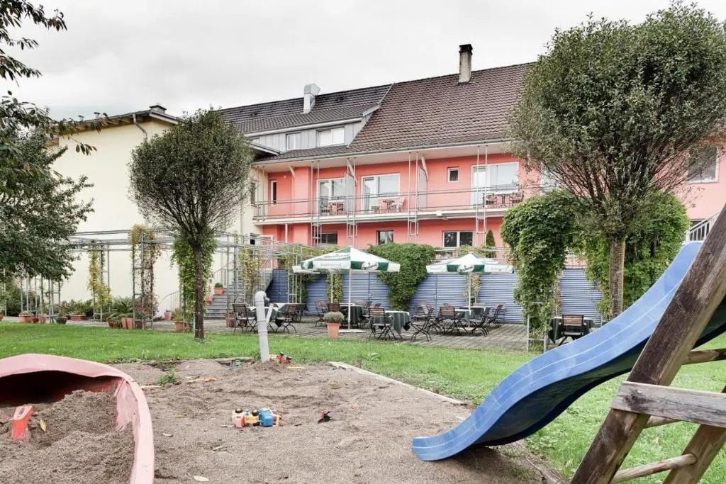Zum Hirsch - Chambres