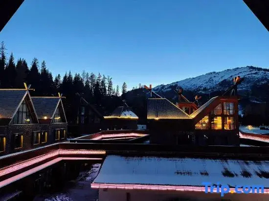 Kanas Fairy Tale International Hotel