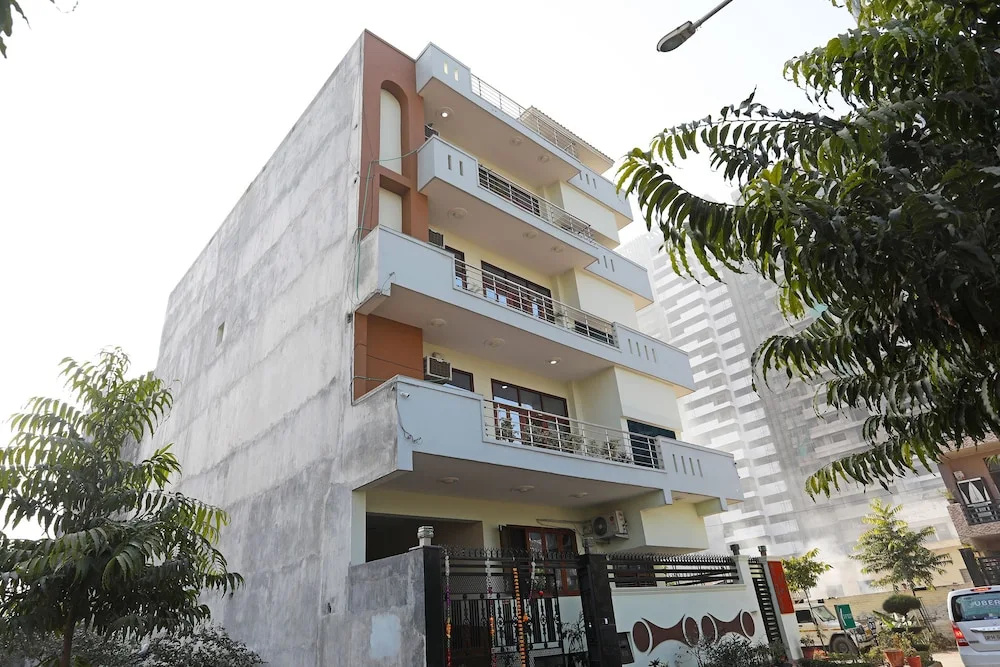 OYO 11362 Sky Residency