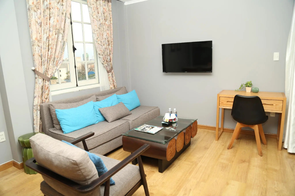 2 Bedrooms Apartment with balcony and with city view