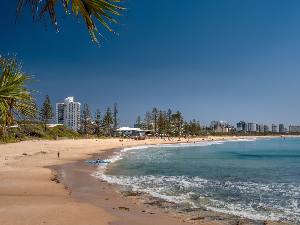 Beach & Waterfront