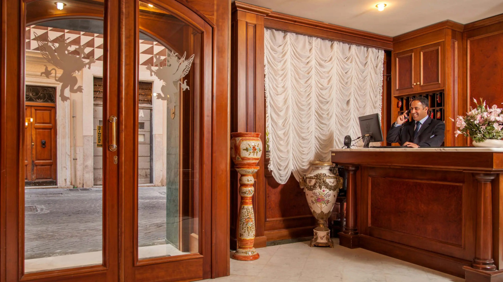 Hotel photo 2