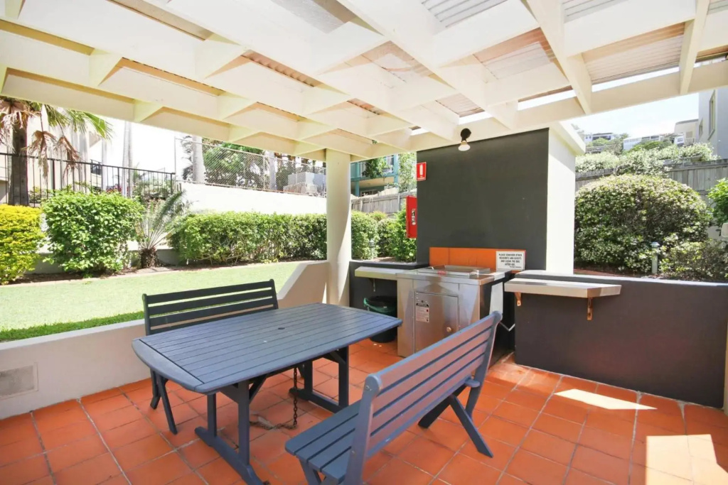 Unit 10, The Rocks, 1746 David Low Way, Coolum Beach - 500 BOND