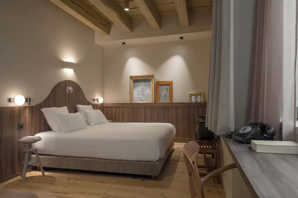 Double Family Suite (full double bed)