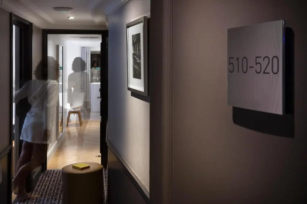Hotel R de Paris 46