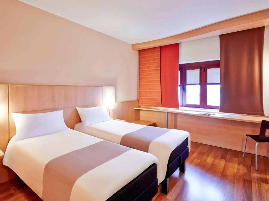 Standard Double room (twin beds)