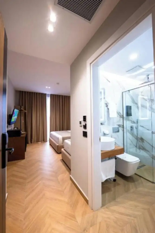 Standard Triple Basement room