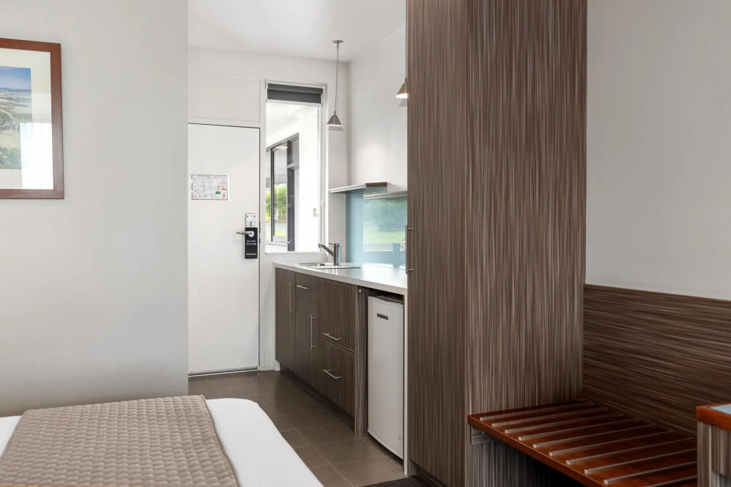 Deluxe Double Studio (twin beds)