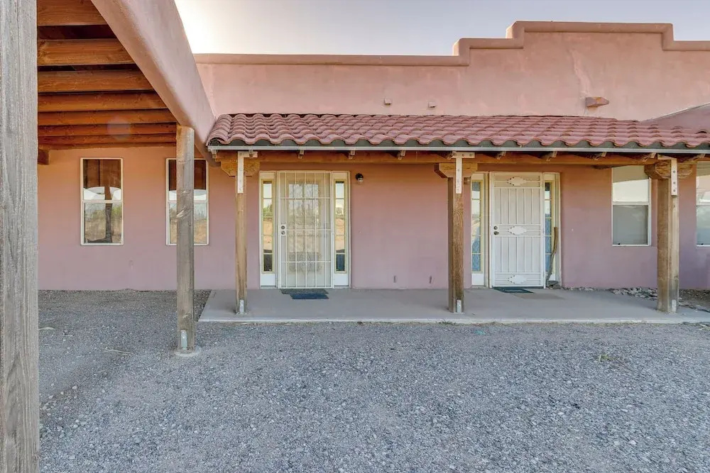 Eloy Retreat w/ Pool Access + Central A/c!