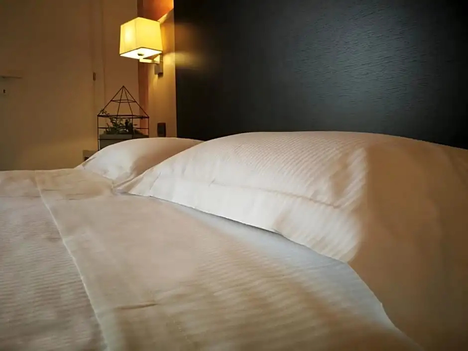 Standard Triple room with balcony