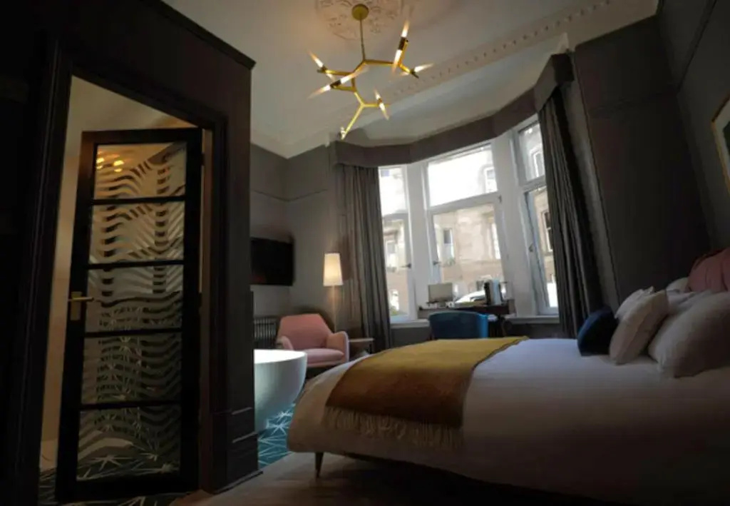 Luxury room