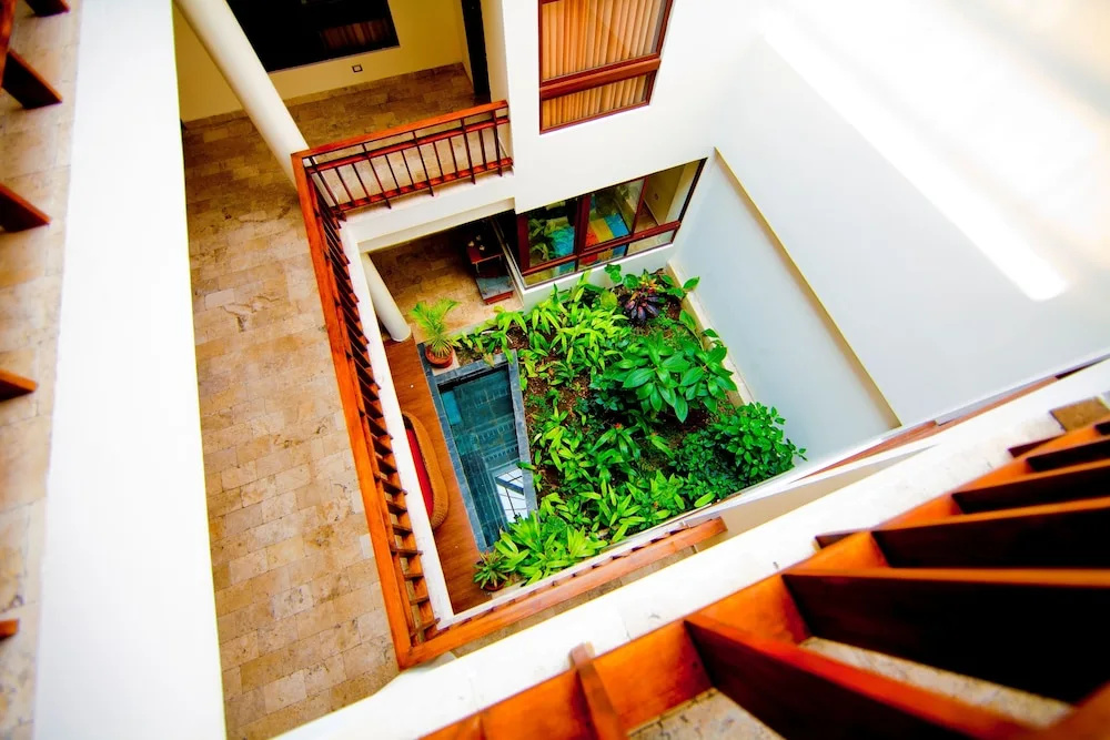 Balcony & Terrace