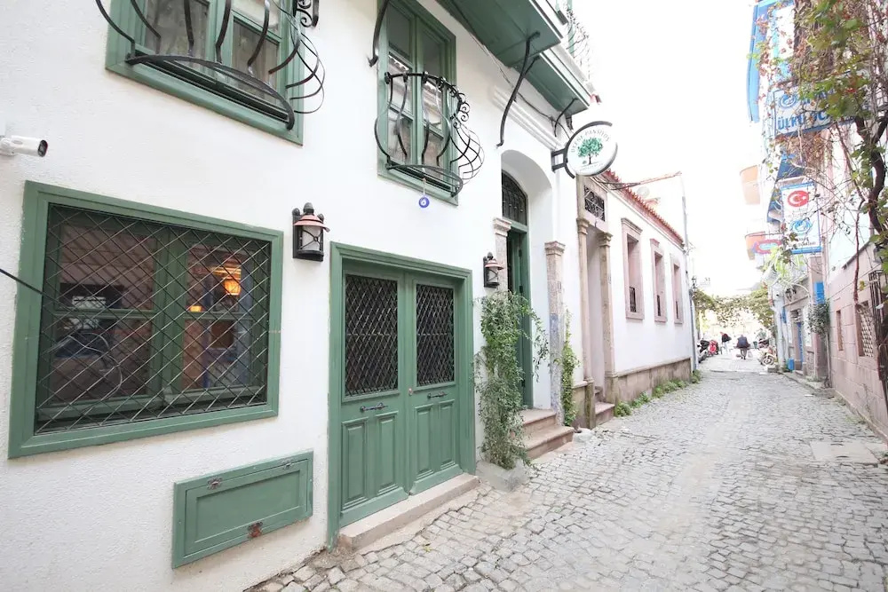 Defne Pansiyon Ayvalık