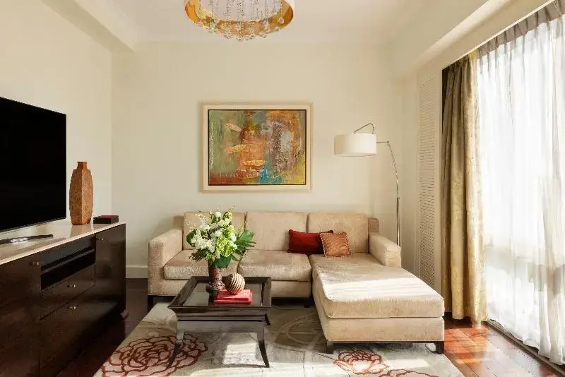 2 Bedrooms Deluxe Apartment