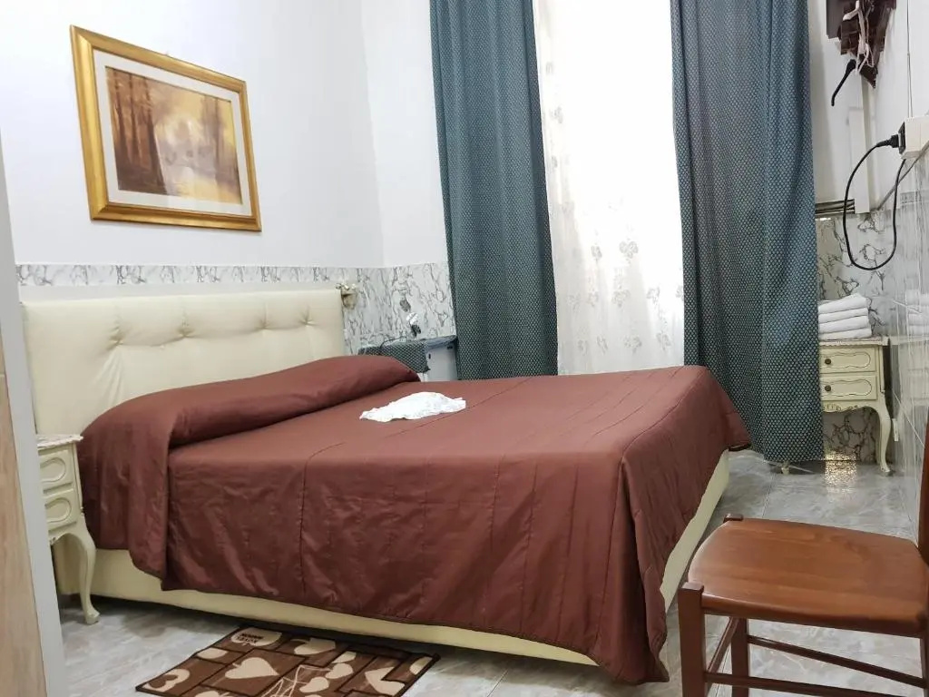 Standard Double room (full double bed)
