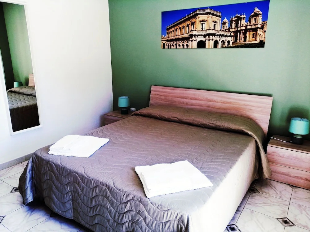 Standard Double room with balcony and with garden view (full double bed)