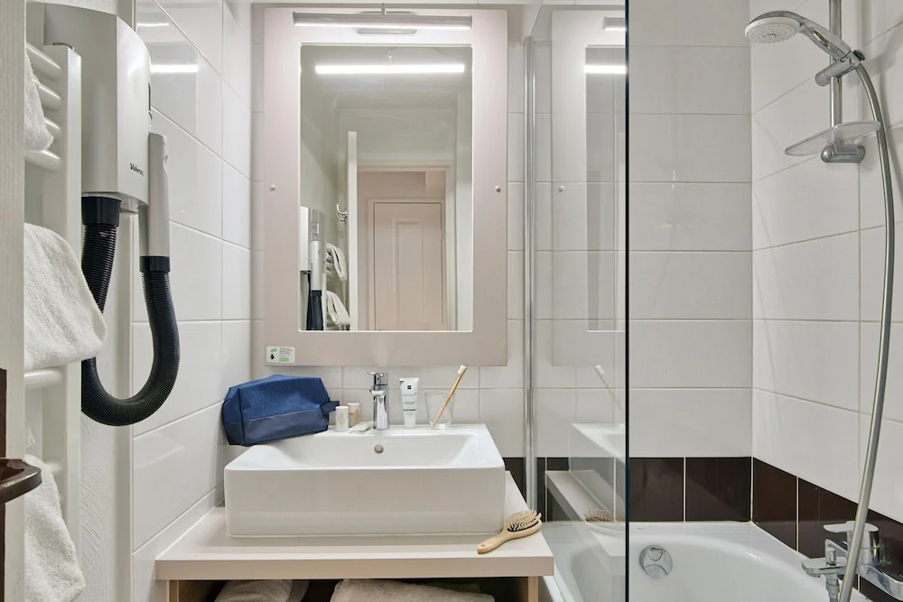 Afficher la photo 7 — Luxury 4-person Riviera Sanctuary