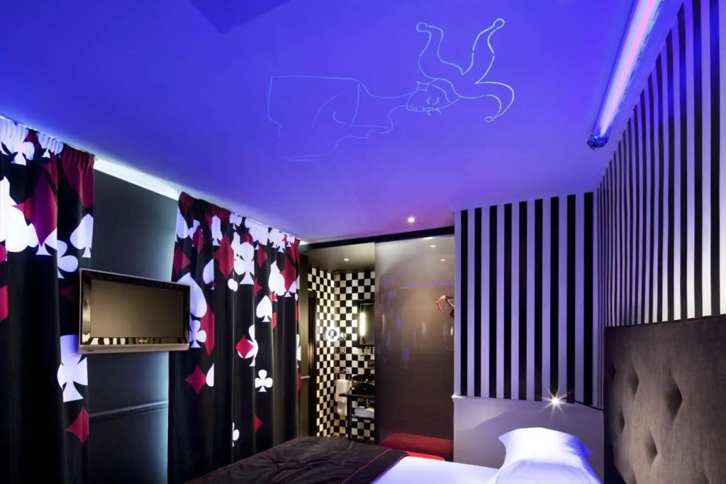 Le Petit Beaumarchais Hotel & Spa 30