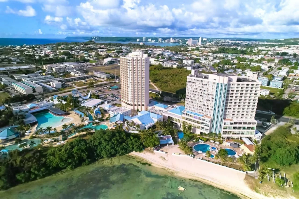 Beach & Waterfront