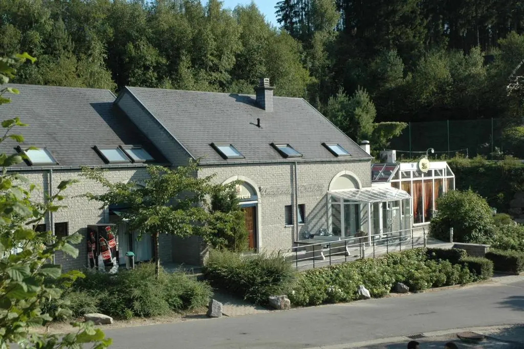 6 Bedrooms Cottage