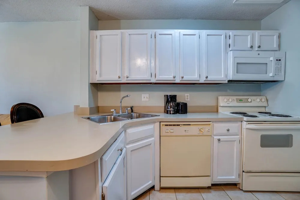 Sandpiper Cove Resort by Panhandle Getaways - Chambres