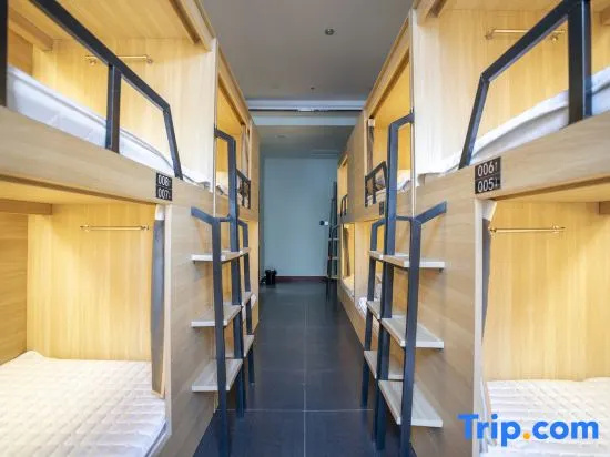Bed in Dorm (male dorm)