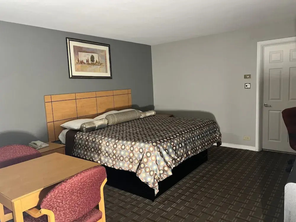 Standard Double room (full double bed)