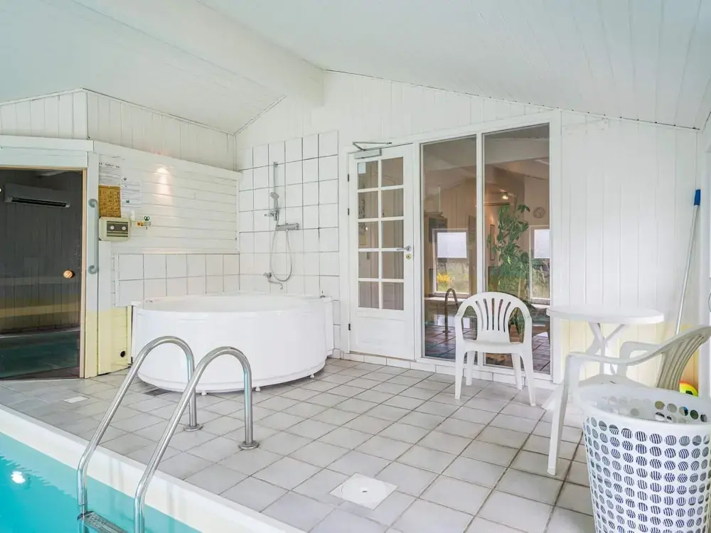 4 Star Holiday Home in Henne