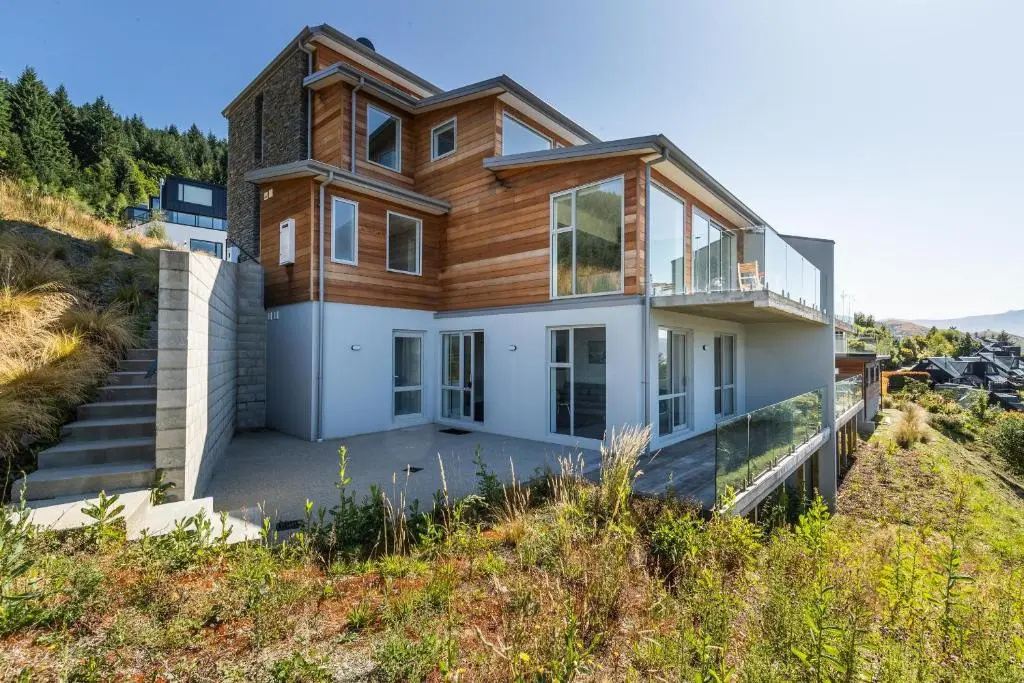 Alpine Retreat - Panoramic Views